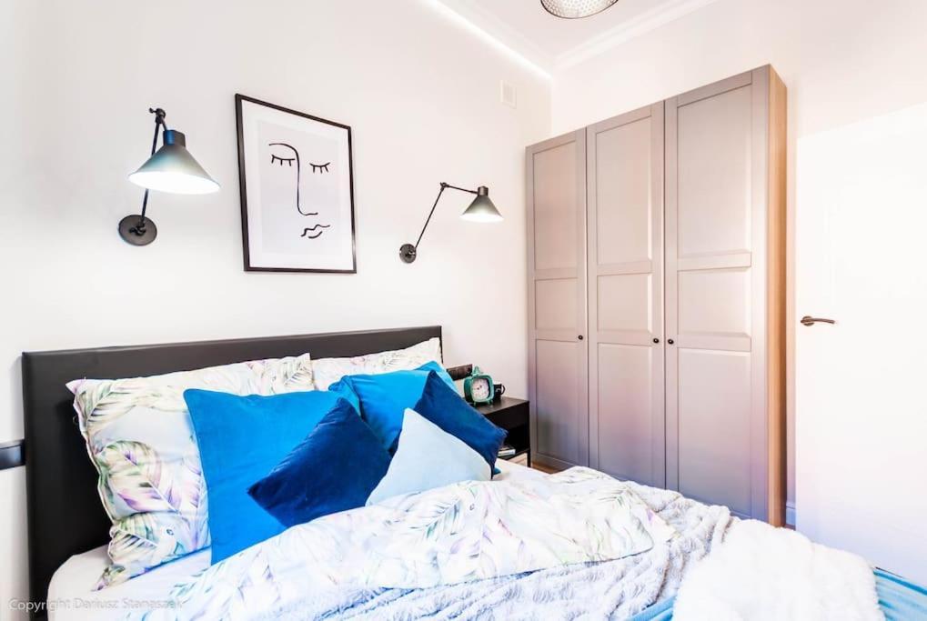 Gorgeous Historic Tenement Apt. - New Town Square! Appartement *